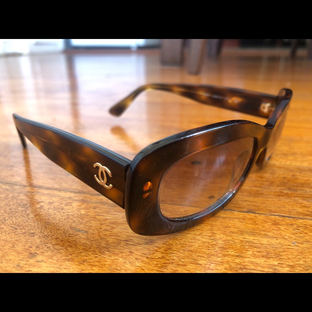 Chanel singlases, 5054